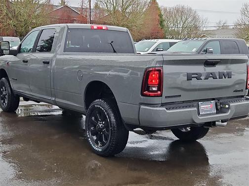 2026 RAM 2500 Big Horn Crew Cab 4x4 8' Box