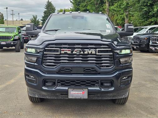 2025 RAM 2500 Big Horn Crew Cab 4x4 8' Box