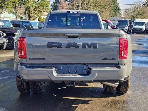 2026 RAM 3500 Laramie Crew Cab 4x4 8' Box