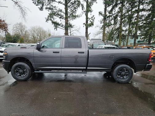 2026 RAM 3500 Tradesman Crew Cab 4x4 8' Box