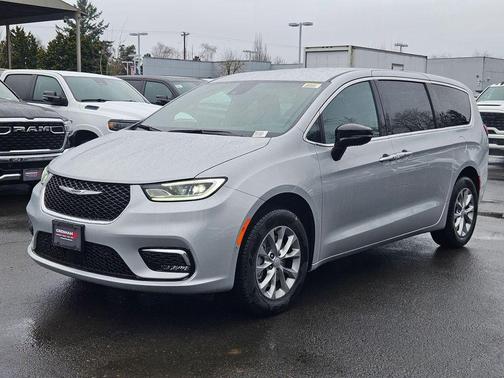 2026 Chrysler Pacifica L