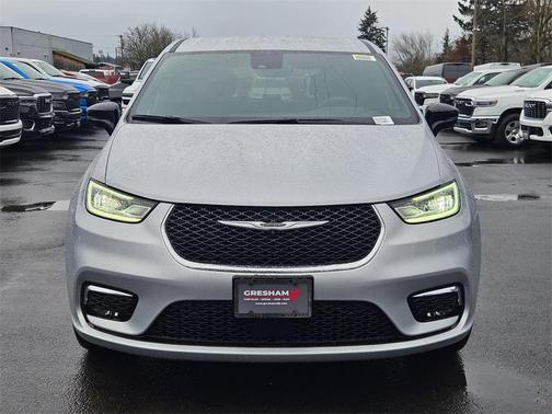 2026 Chrysler Pacifica L