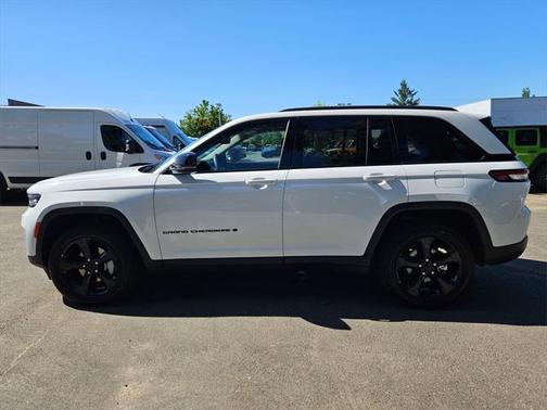 2023 Jeep Grand Cherokee Limited X