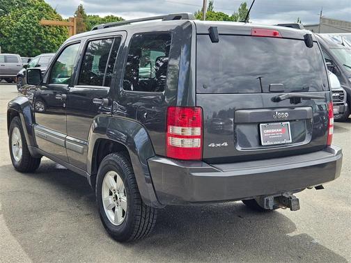 2010 Jeep Liberty Sport