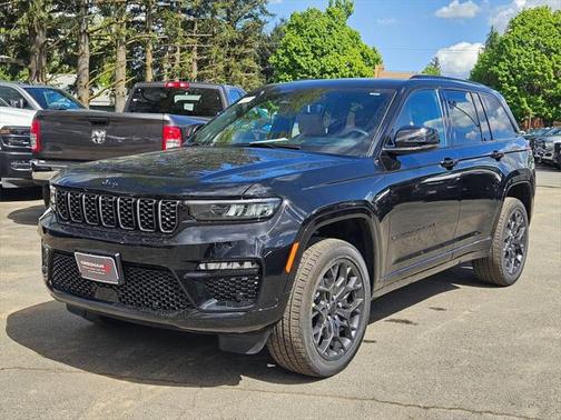 2025 Jeep Grand Cherokee Summit