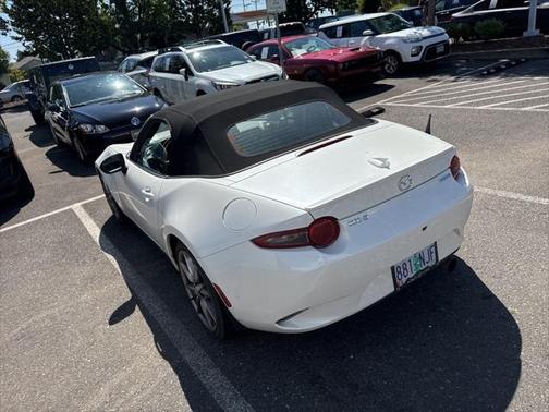 2022 Mazda MX-5 Miata Grand Touring