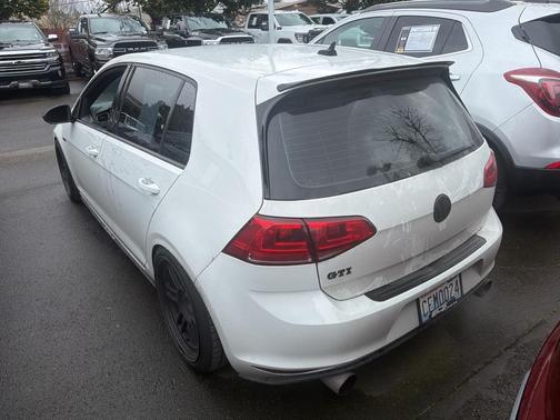 2017 Volkswagen Golf GTI 2.0T S 4-Door