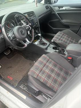 2017 Volkswagen Golf GTI 2.0T S 4-Door