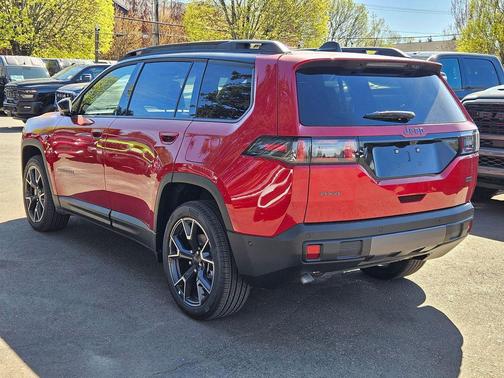 red hot pearlcoat 2026 Jeep Cherokee Overland
