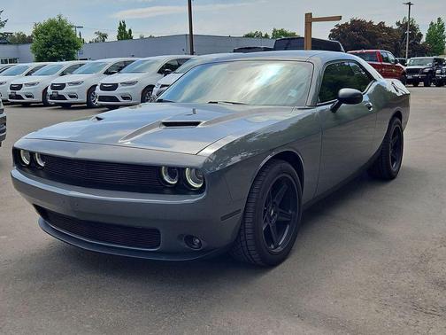Destroyer Gray Clearcoat 2019 Dodge Challenger SXT