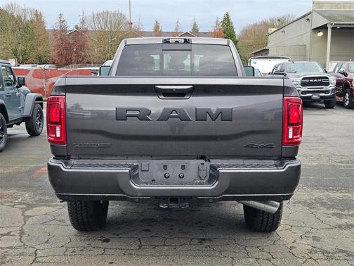 2026 RAM 2500 Laramie Crew Cab 4x4 8' Box
