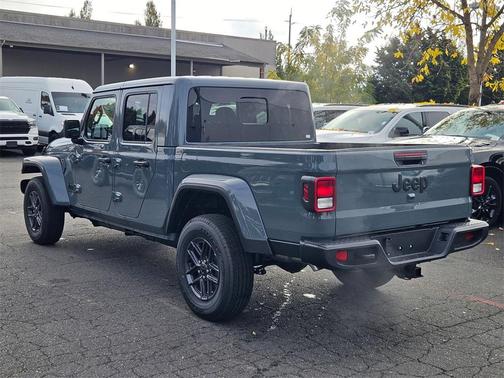 2025 Jeep Gladiator Sport S