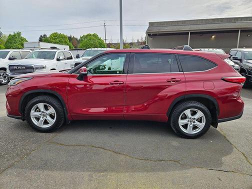 Ruby Flare Pearl 2021 Toyota Highlander LE