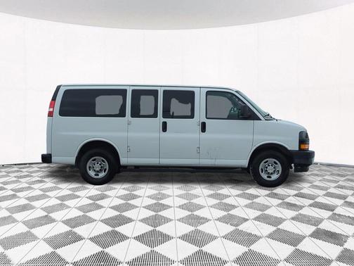 2023 Chevrolet Express 2500 LS