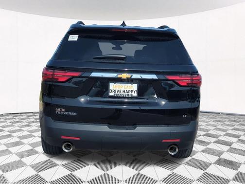 Mosaic Black Metallic 2023 Chevrolet Traverse LT Cloth