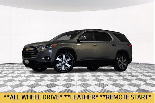 Pepperdust Metallic 2019 Chevrolet Traverse LT Leather