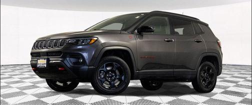 Baltic Gray Metallic Clearcoat 2024 Jeep Compass Trailhawk