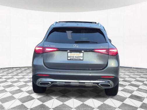 2023 Mercedes-Benz GLC 300 4MATIC