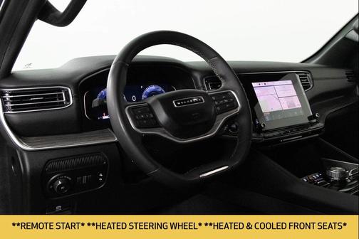 Baltic Gray Metallic Clearcoat 2024 Jeep Wagoneer Series III 4x4