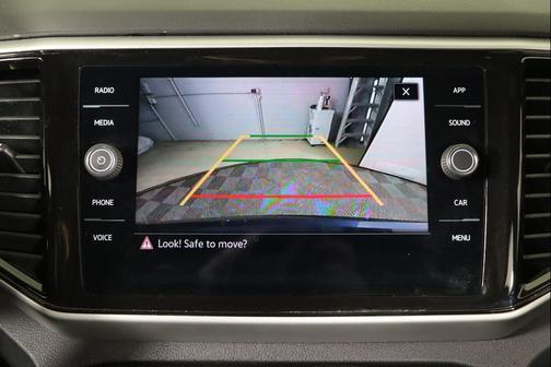 2022 Volkswagen Atlas Cross Sport 3.6L V6 SE w/Technology