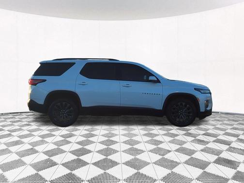 2022 Chevrolet Traverse RS