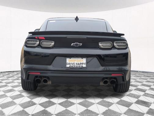 2022 Chevrolet Camaro RWD Coupe LT1