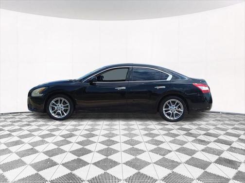 2010 Nissan Maxima S