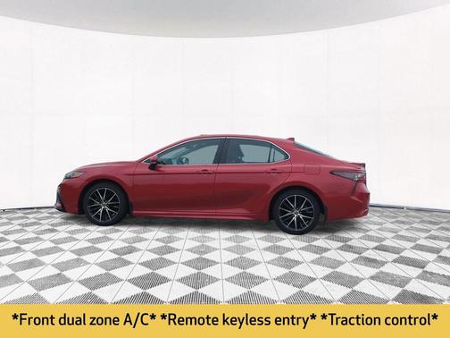 Supersonic Red 2022 Toyota Camry SE