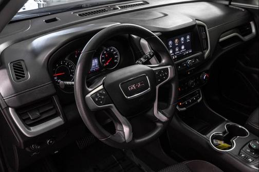 Ebony Twilight Metallic 2022 GMC Terrain SLE