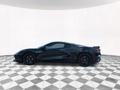 Black 2020 Chevrolet Corvette Stingray w/2LT
