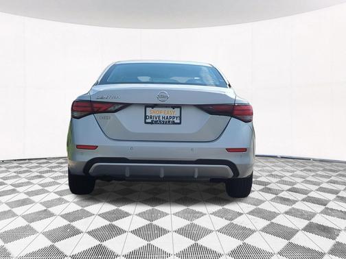 Brilliant Silver Metallic 2020 Nissan Sentra S