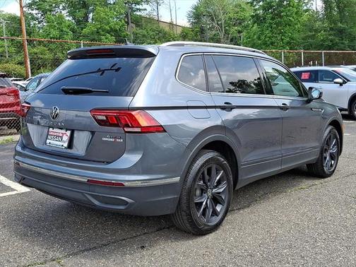2024 Volkswagen Tiguan 2.0T SE 4MOTION