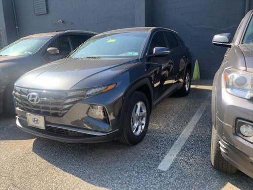 2022 Hyundai TUCSON SE