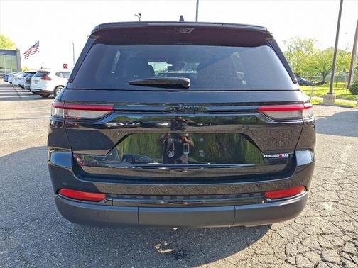 2023 Jeep Grand Cherokee Limited X