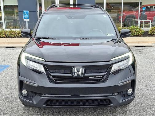 2022 Honda Pilot AWD Black Edition