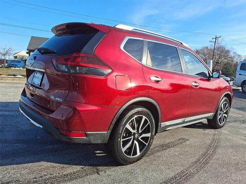 2020 Nissan Rogue SL