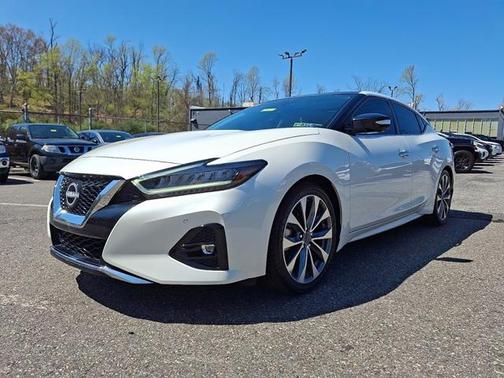 2023 Nissan Maxima 3.5 Platinum