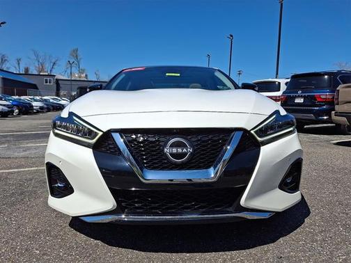 2023 Nissan Maxima 3.5 Platinum