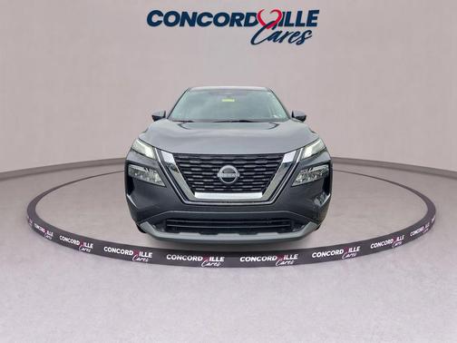 Gun Metallic 2023 Nissan Rogue SV