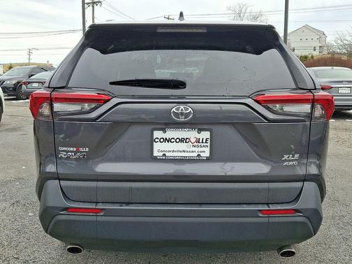 2020 Toyota RAV4 XLE