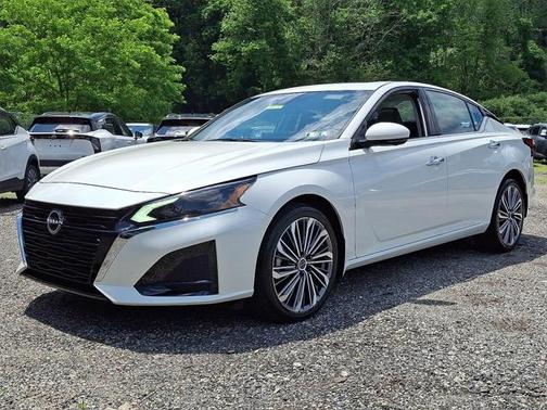 2023 Nissan Altima 2.5 SL
