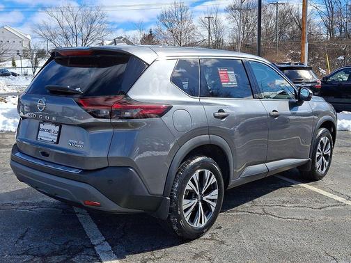 2021 Nissan Rogue SV