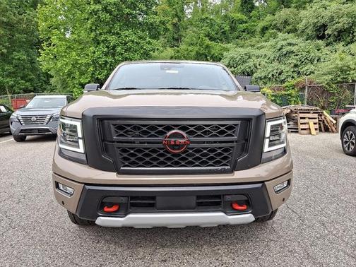 2024 Nissan Titan PRO-4X