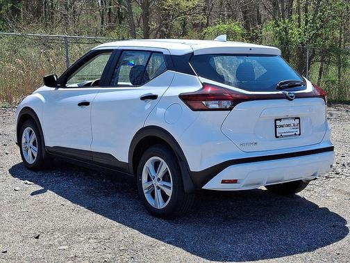 Fresh Powder 2025 Nissan Kicks S