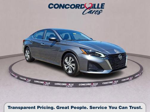 Gun Metallic 2025 Nissan Altima S FWD