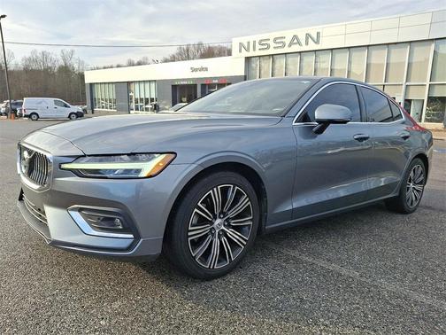 2021 Volvo S60 T5