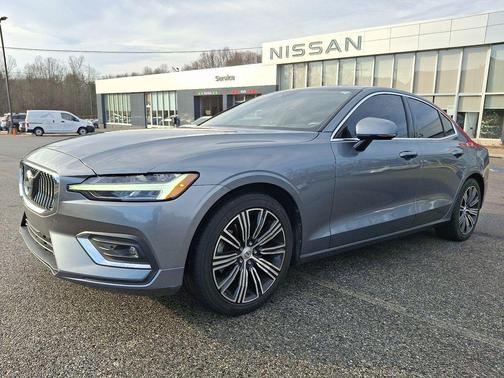 2021 Volvo S60 T5