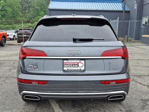 2022 Audi Q5 45 S line Premium Plus