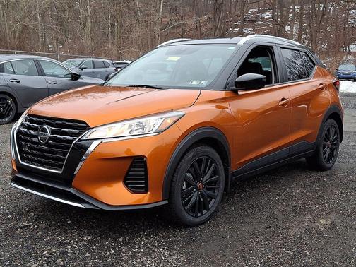 2021 Nissan Kicks SV