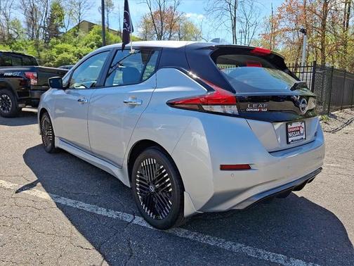 2024 Nissan Leaf SV PLUS